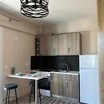 Phil's Apartament