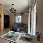 Phil's * Lefkáda